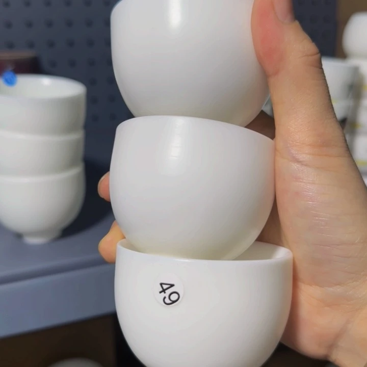 孤品羊脂玉素烧茶杯三个一组49号