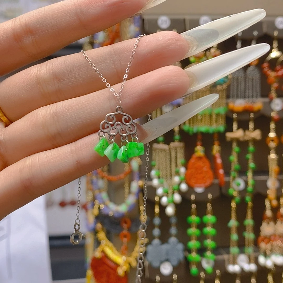 翡翠合金耳饰翡翠