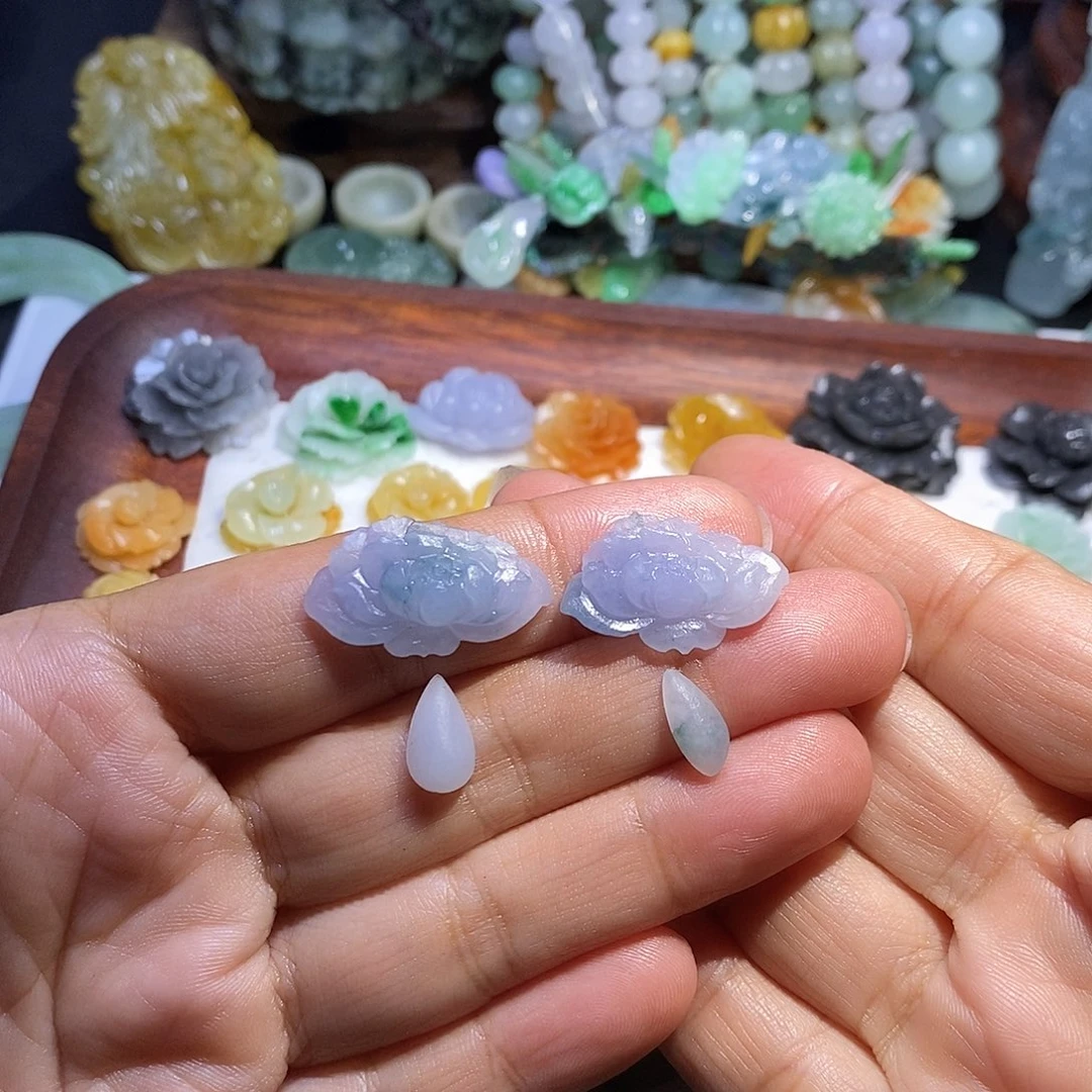 q***n定制翡翠未镶嵌花