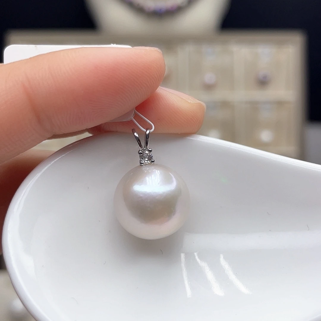 淡水珍珠合金颈饰