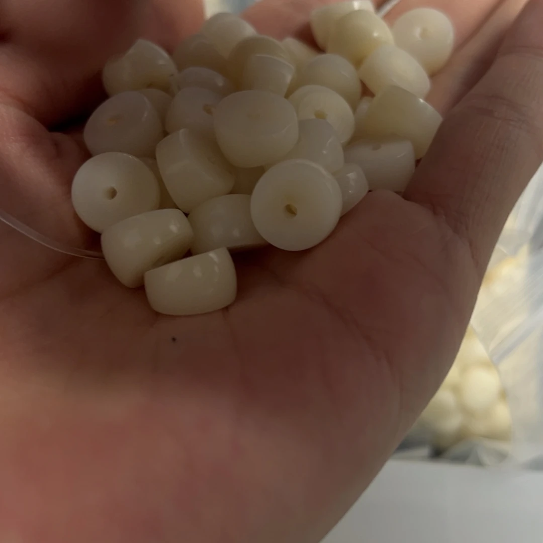 【闪购商品】白玉菩提吊坠z12/108颗微瑕大肠