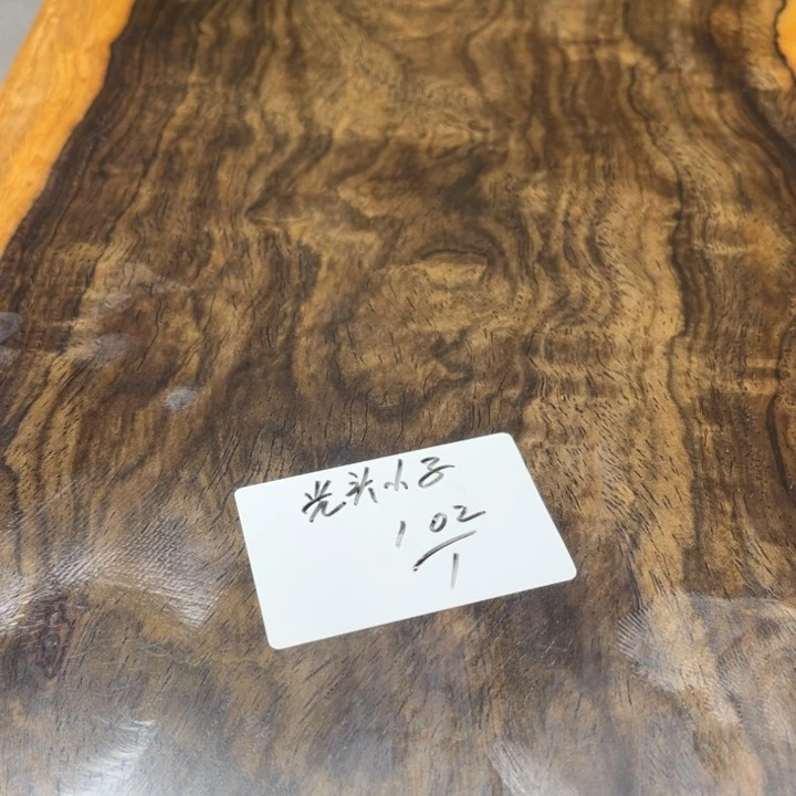 风车木（黑檀木）光**子