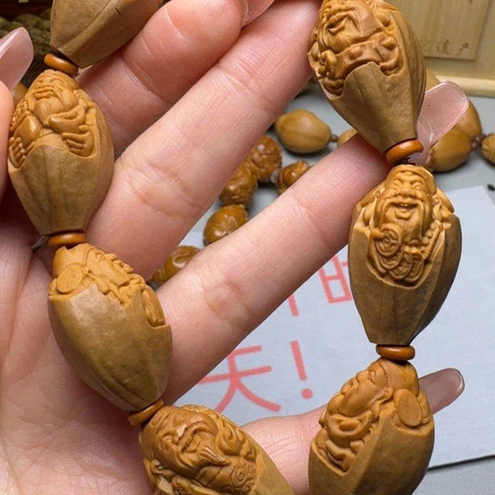橄榄核手串/手链八大财神