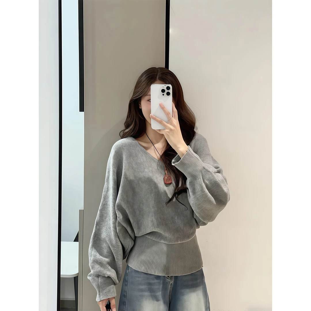 韩系简约纯色V领蝙蝠袖针织衫女装秋季新款绑带收腰显瘦百搭上衣