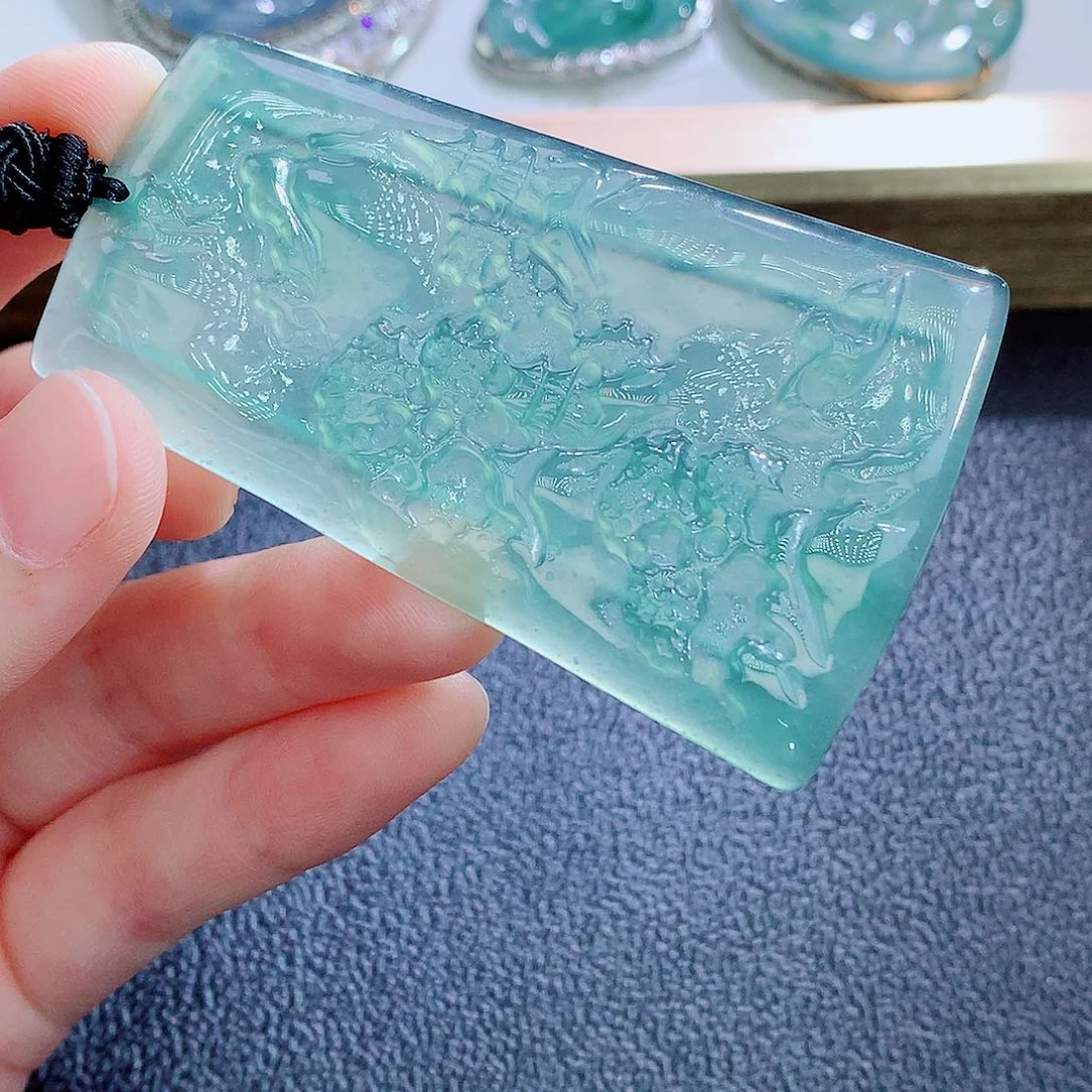 颈饰未镶嵌翡翠翡翠