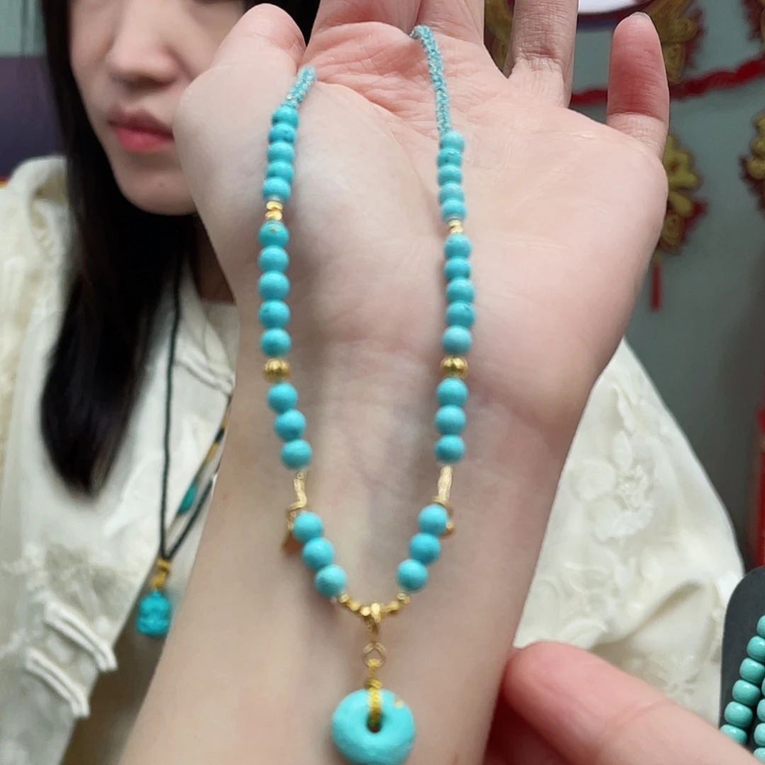 绿松石颈饰18K金镶嵌