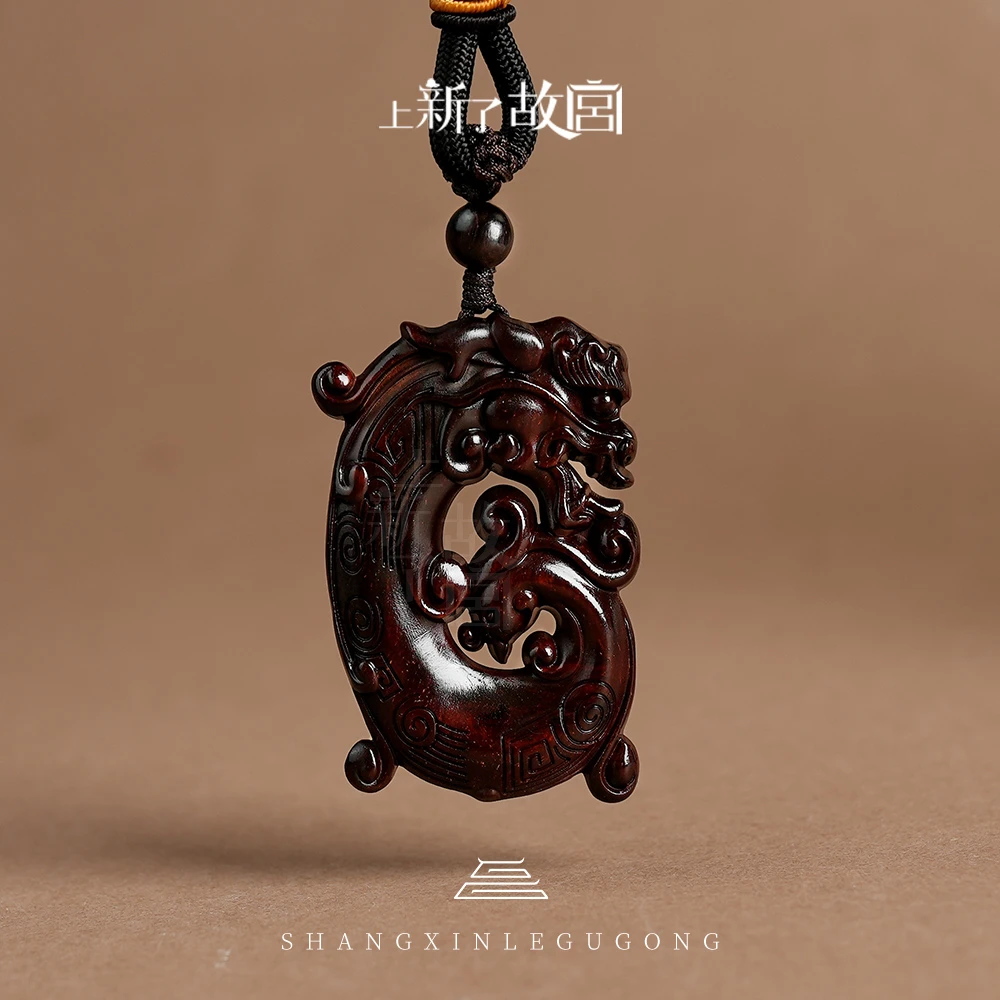 【上新了文玩甄选】小叶紫檀雕刻龙凤配把件
