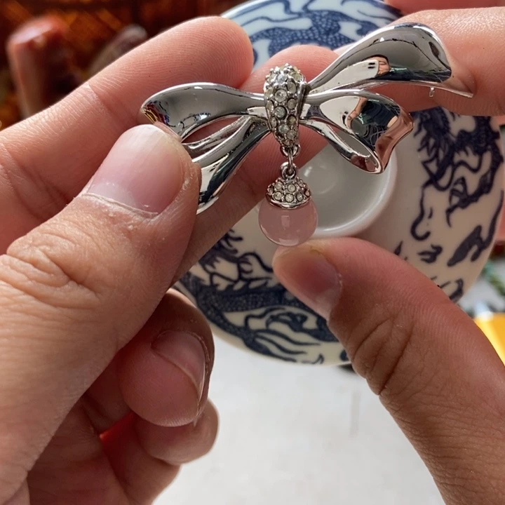 瓷片不会哈哈哈哈哈哈哈哈哈哈吧