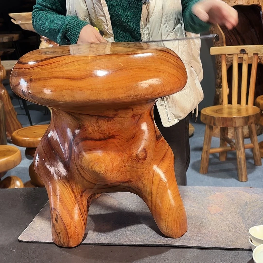 香樟木凳子36-32-38