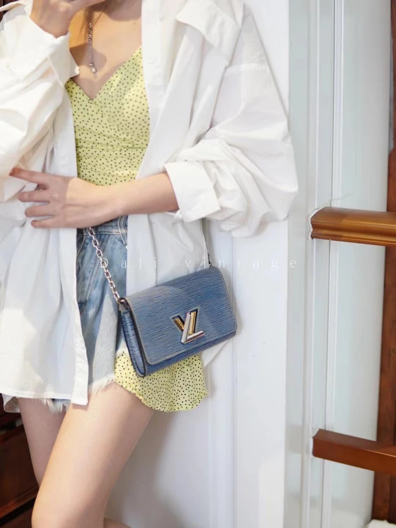99新 LouisVuitton/路易威登 大吉中古/sh/水波纹信封woc