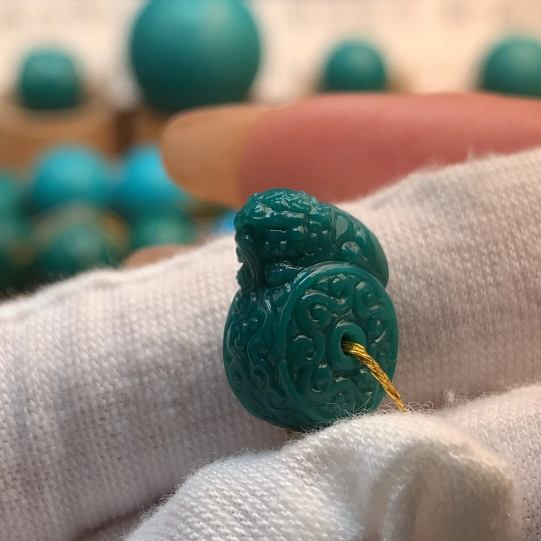 绿松石未镶嵌挂件10.6m