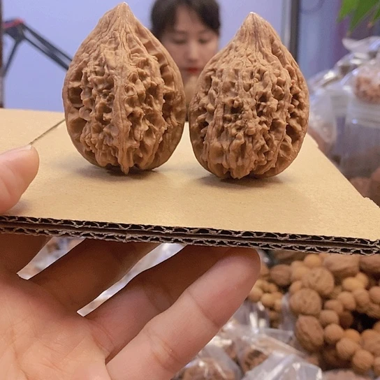 【闪购商品】把件文玩核桃44大古石小众高尖