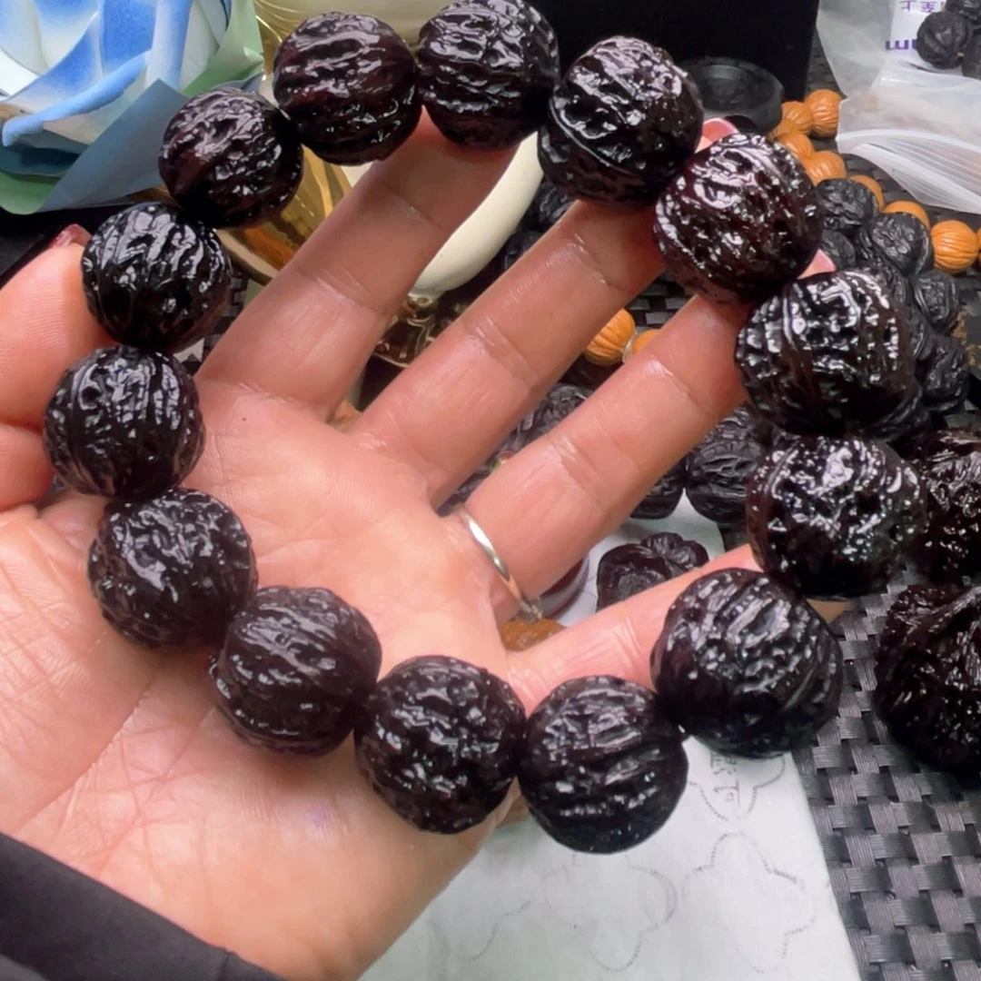 文玩地闷手串2.2尺寸