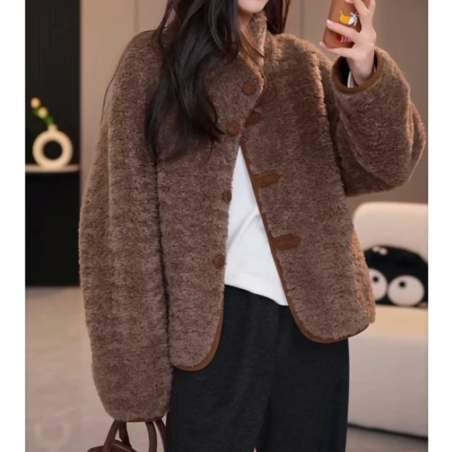 2024年秋冬新款气质显瘦高级感时尚休闲反绒面双面穿立领女士外套