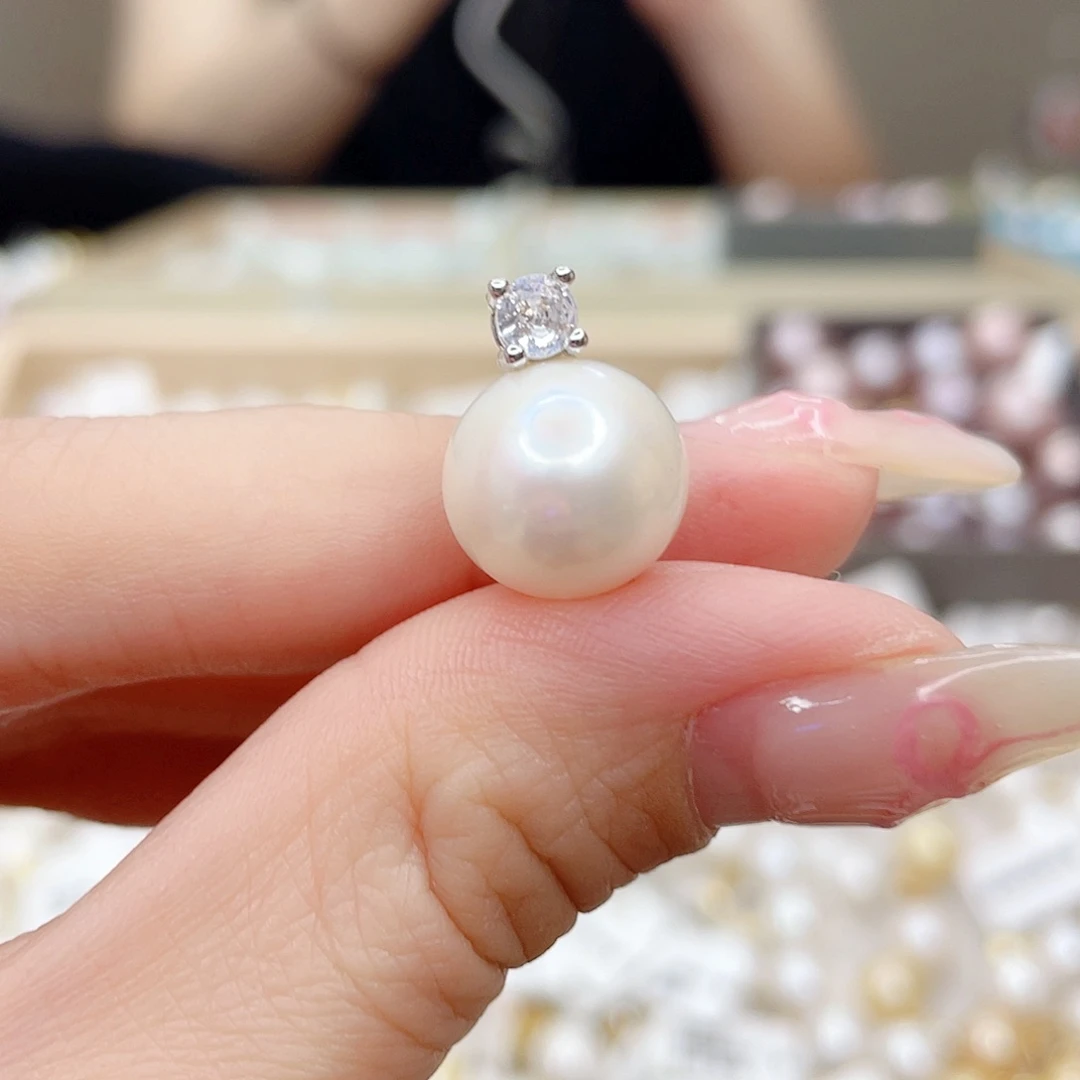 淡水珍珠合金吊坠(赠链)
