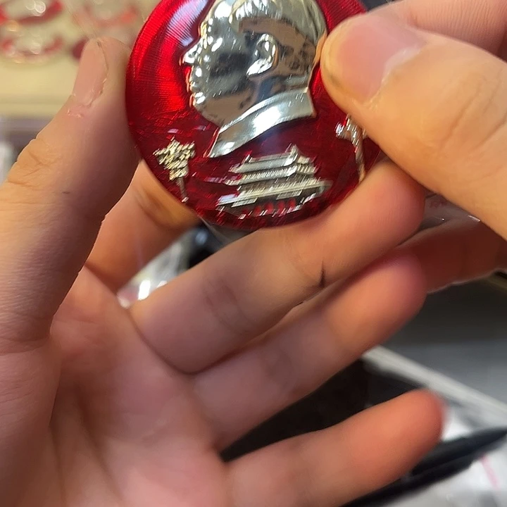 熊***大一一一一一一一一一一一高贵