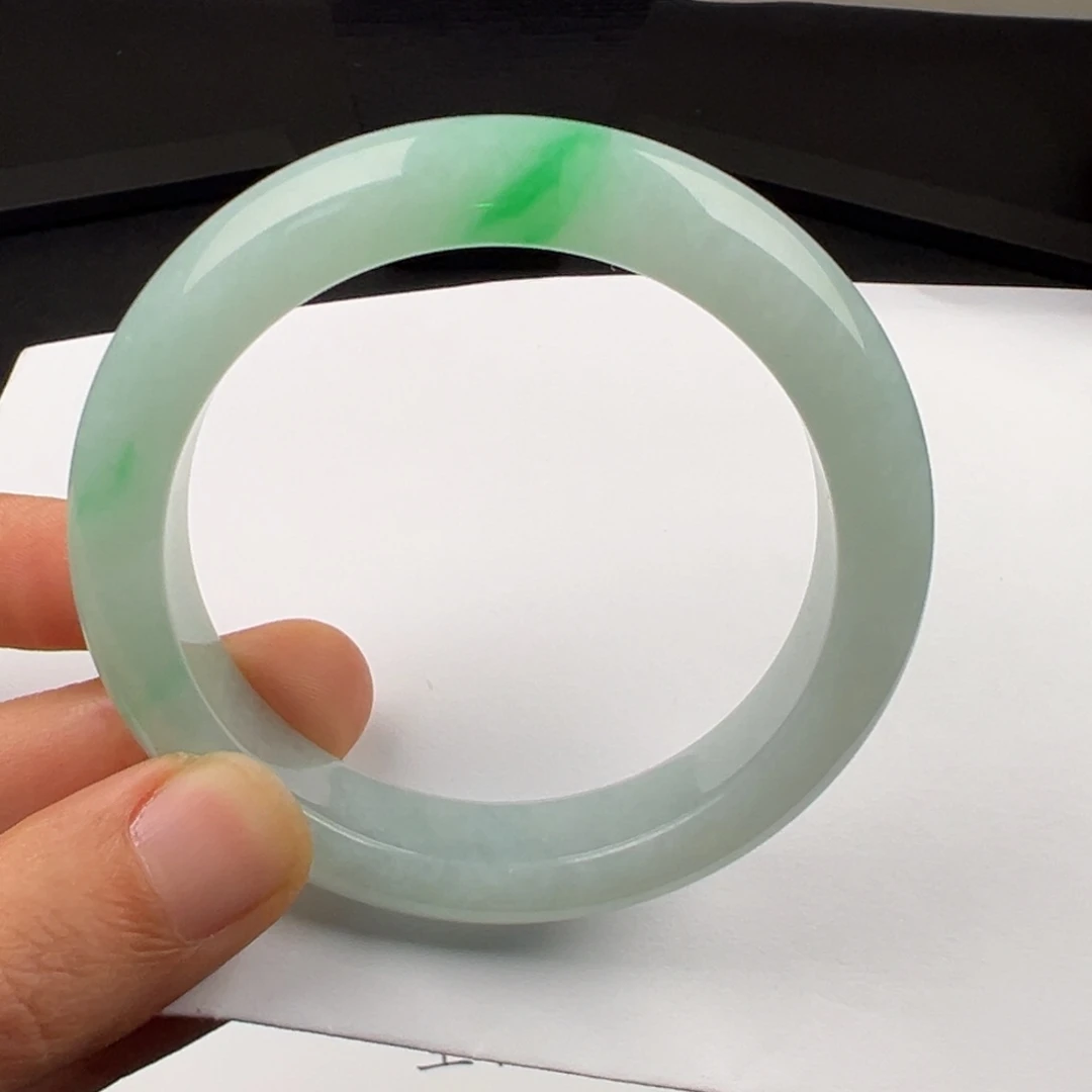 翡翠未镶嵌手镯冰阳绿111