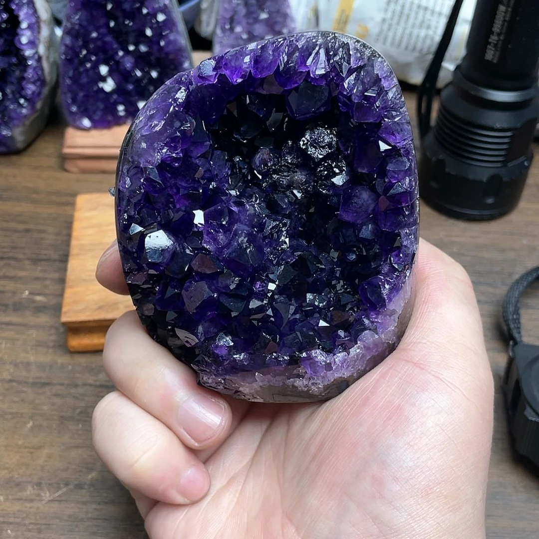 紫晶大型摆件（非配饰）未镶嵌