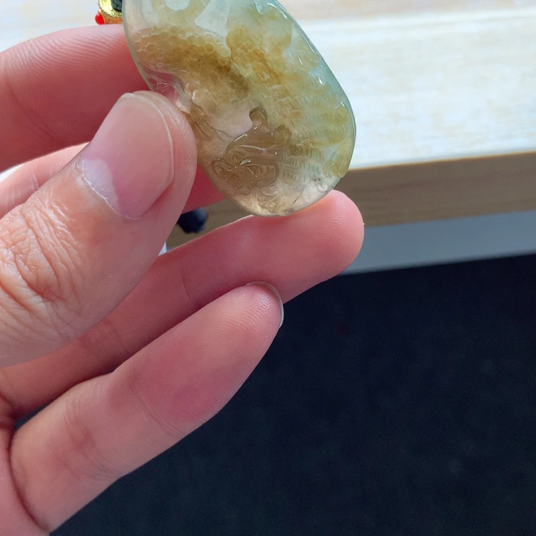 翡翠颈饰未镶嵌吊坠