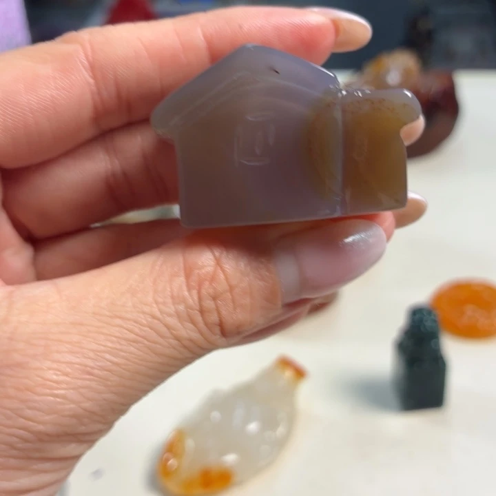 未镶嵌颈饰玛瑙/玉髓