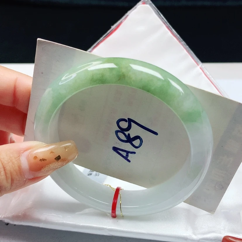 【闪购商品】翡翠手镯未镶嵌 正圈56+