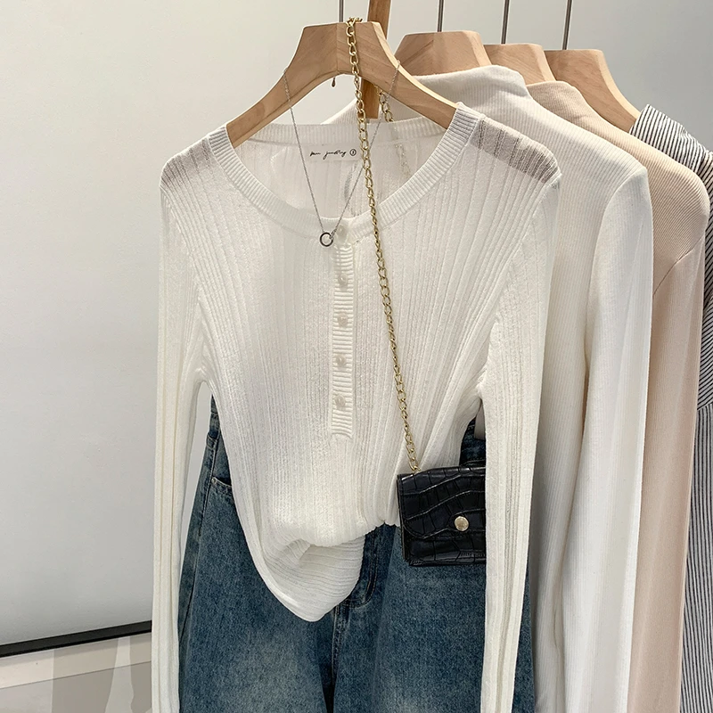 【部份现】2025春季新款圆领长袖小门禁纽扣针织衫设计感上衣女M962