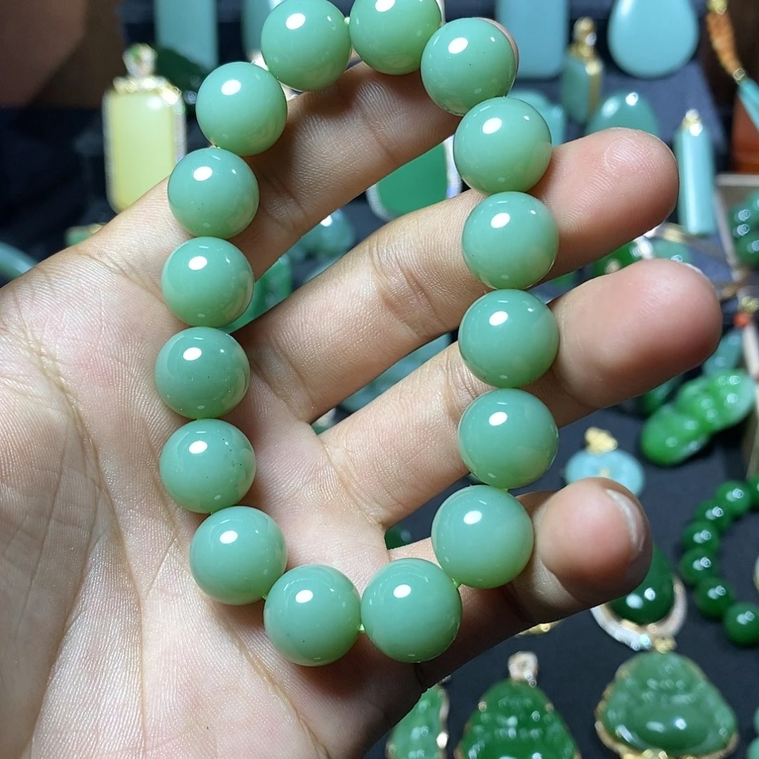 吊坠(不含链)未镶嵌和田玉（碧玉）