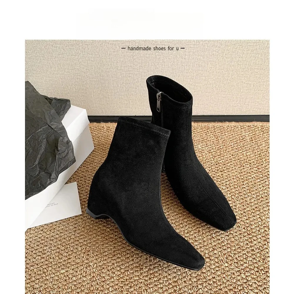 秋冬绒面小众马丁新款2025年靴子尖头法式女短靴JPW瘦瘦靴女短筒