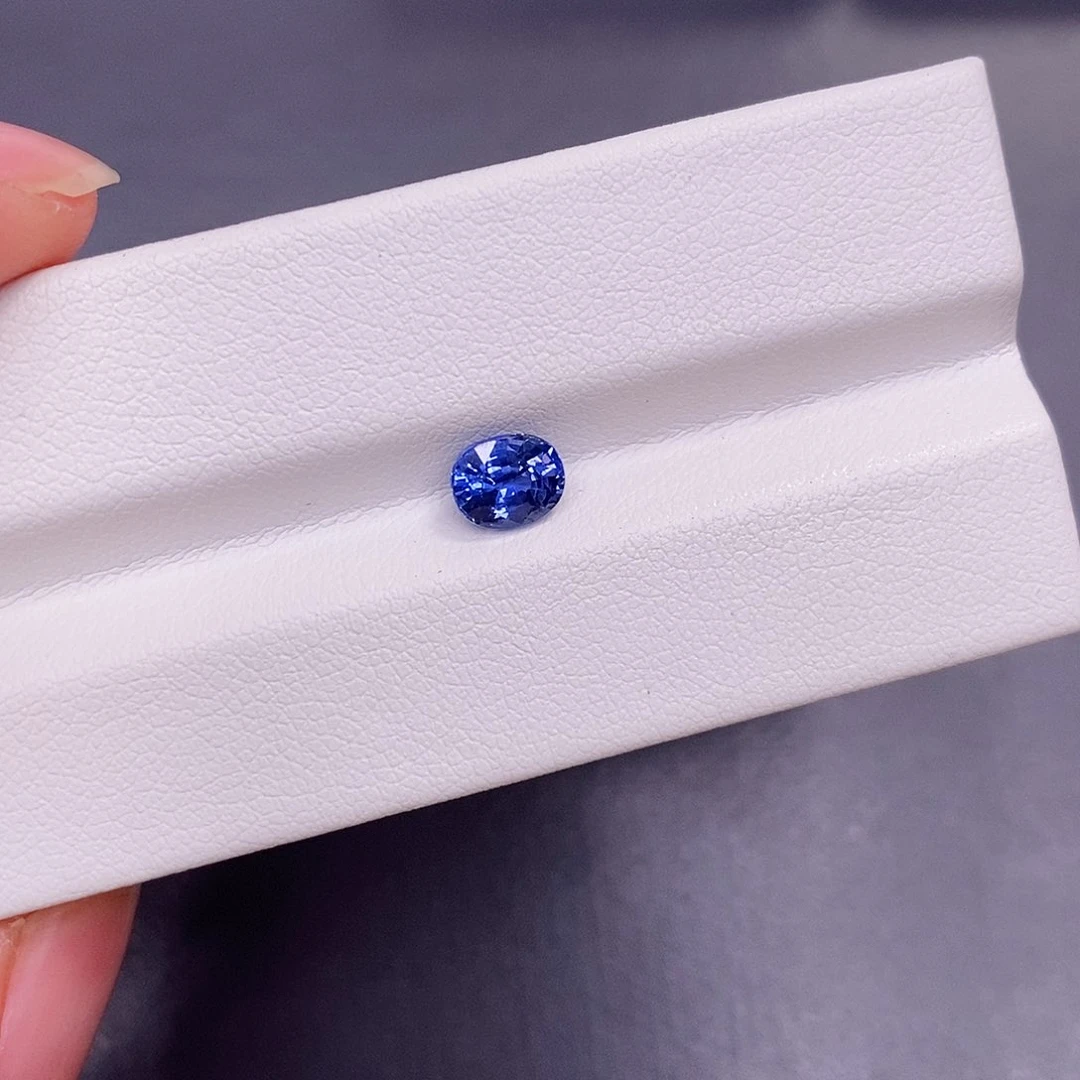 裸石蓝宝石0.975克拉