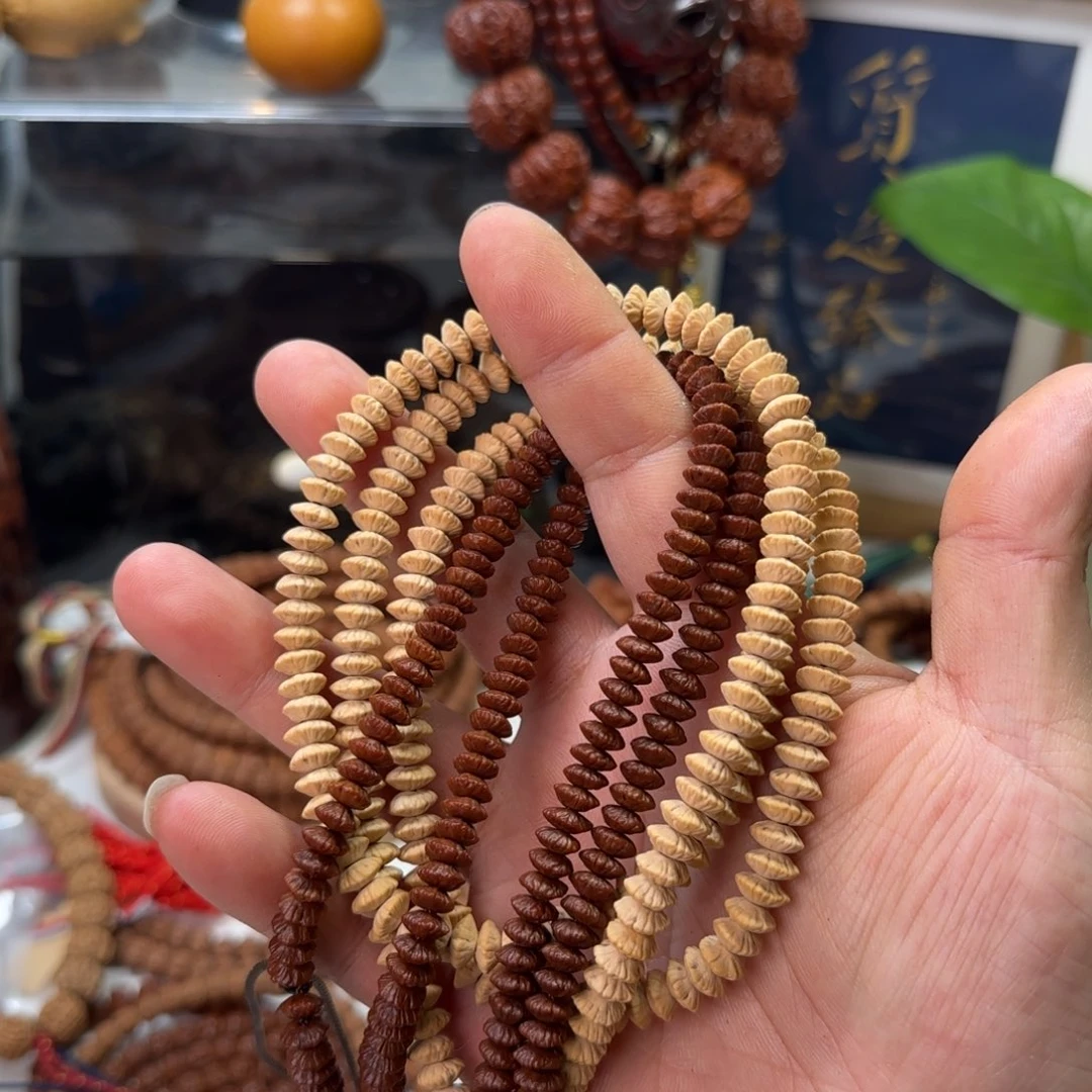 莲花菩提吊坠金叶莲花 钱串子