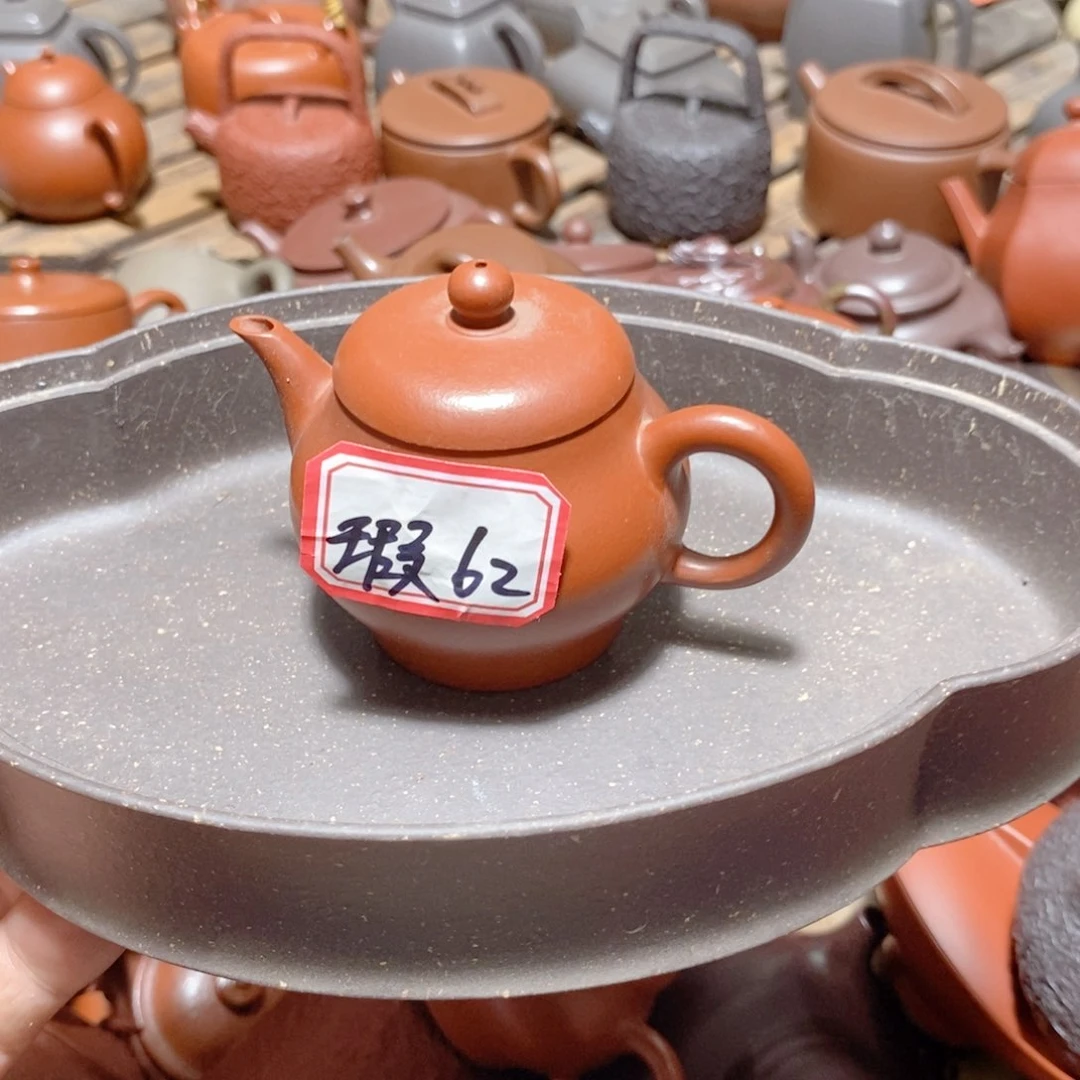 紫砂茶壶欢迎各位光临