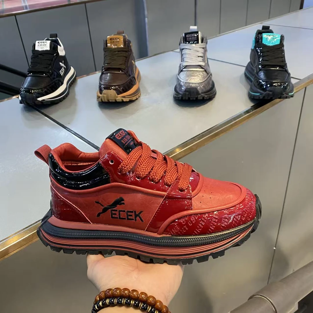 2025秋季时尚新款百搭潮流舒适软底轻便个性男士休闲鞋（皮鞋码）