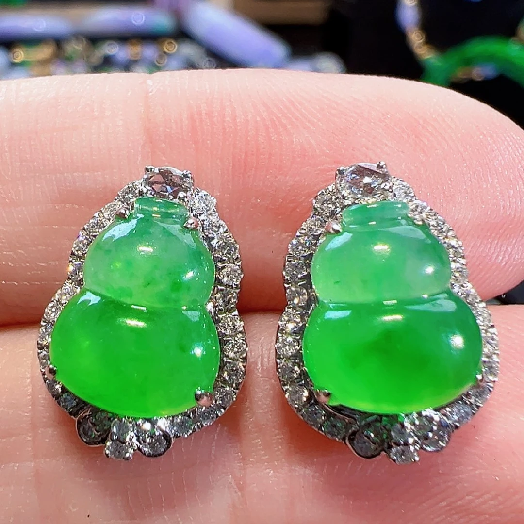 翡翠18K金镶嵌耳饰签收后24小时鉴赏期