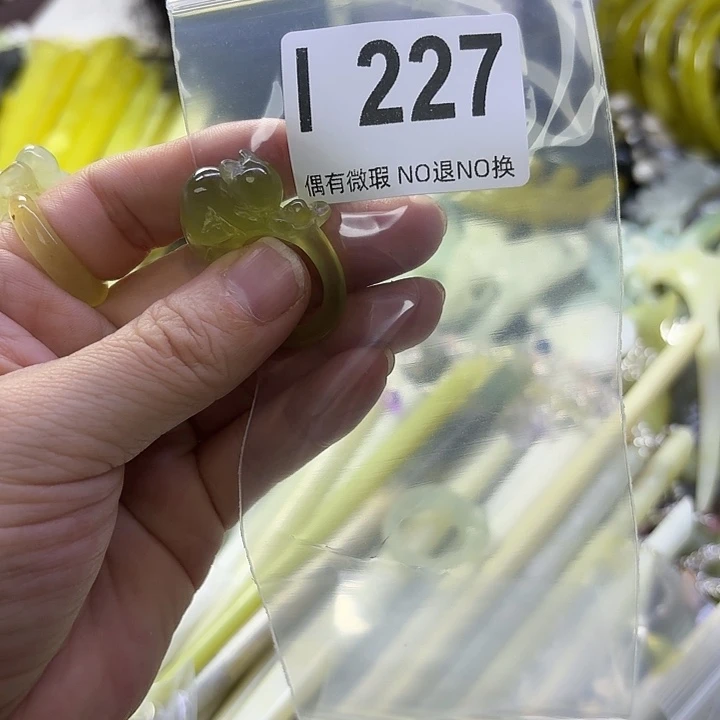 客***月蛇纹石玉合金发饰
