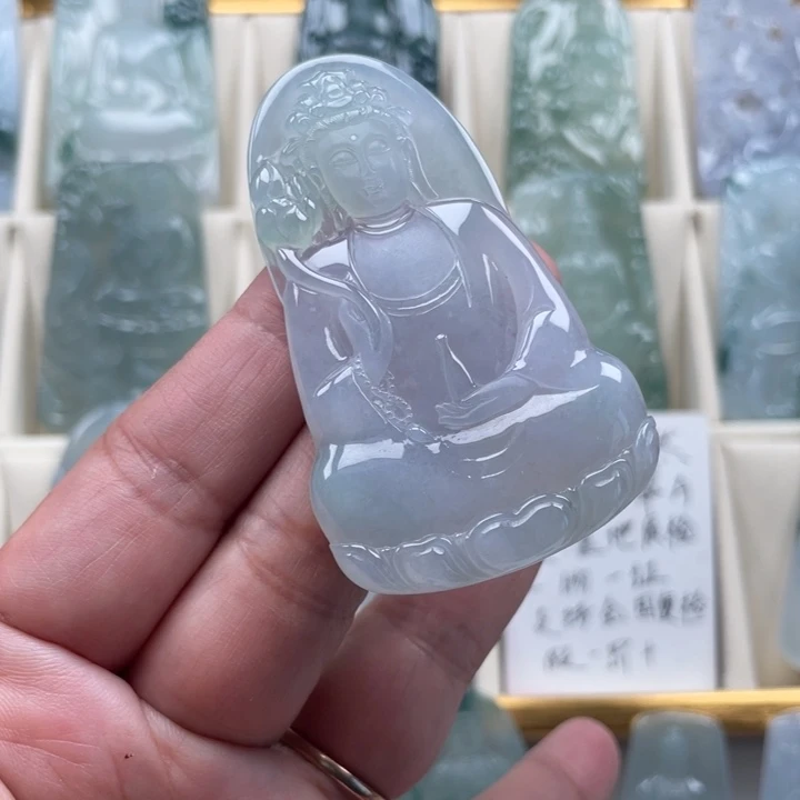 翡翠未镶嵌挂件玉