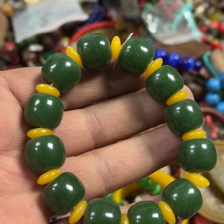 未镶嵌和田玉（糖玉）挂件