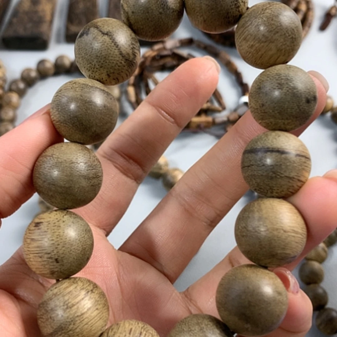 【闪购商品】沉香手串文莱软丝1.7，22克