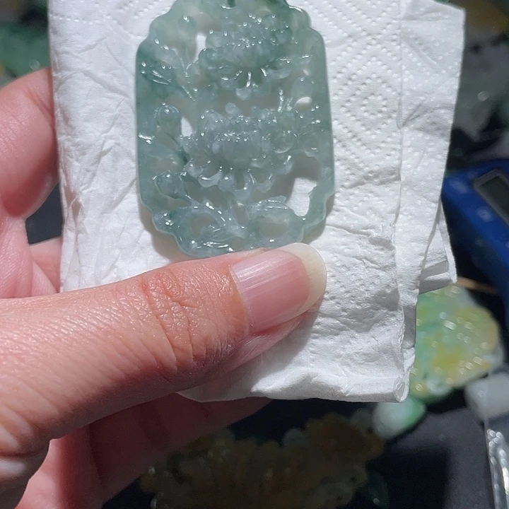 颈饰未镶嵌翡翠天