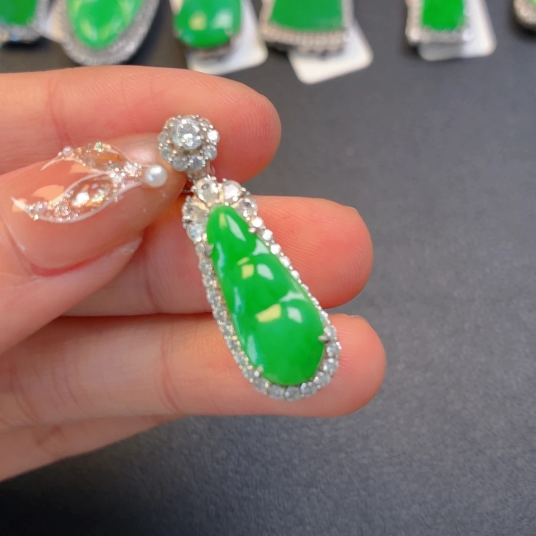 翡翠银S925镶嵌颈饰