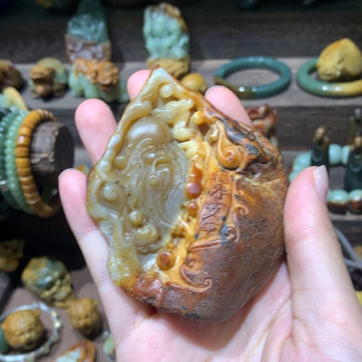 岫岩河磨玉（透闪石质玉）未镶嵌把件