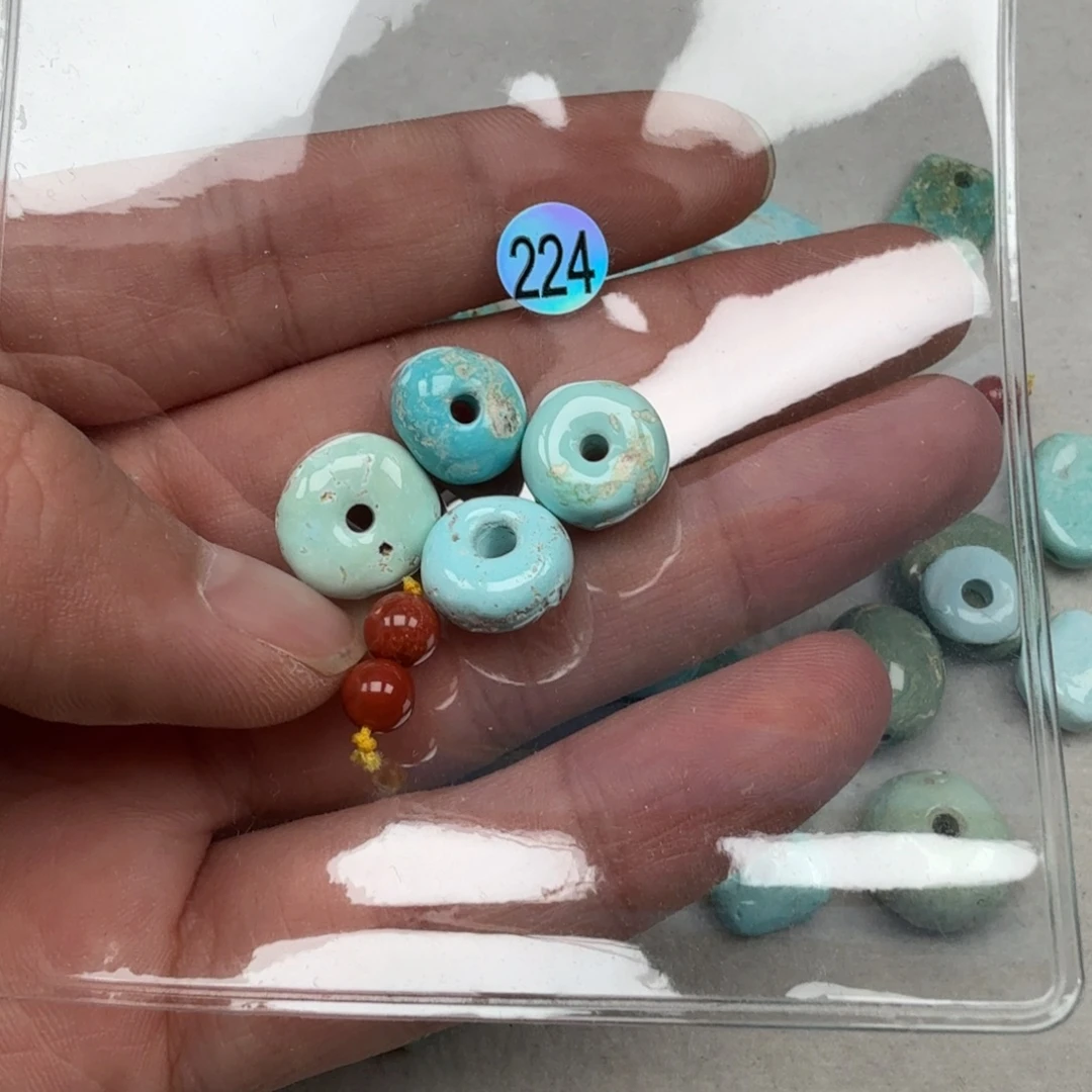 南红玛瑙未镶嵌珠宝奇石