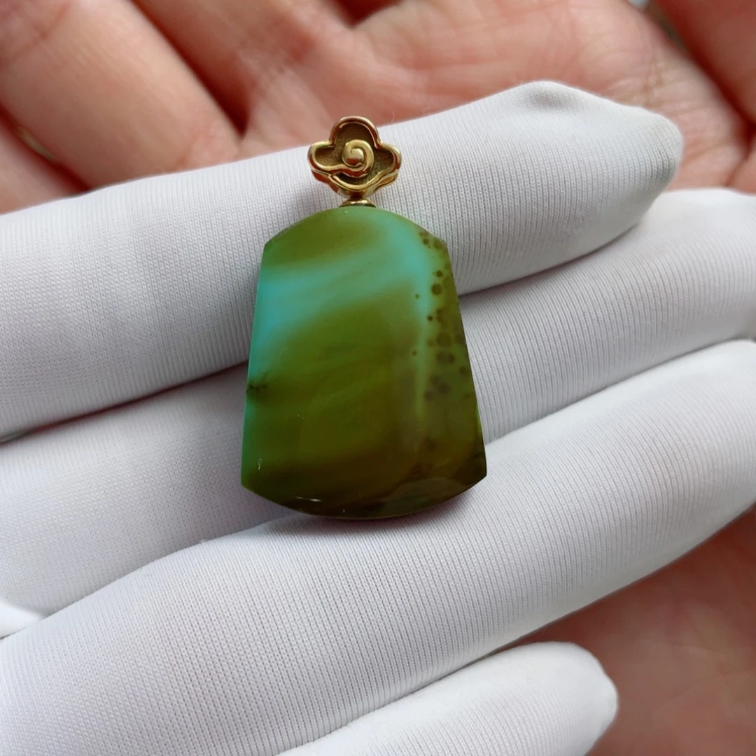 绿松石18K金镶嵌珠宝奇石