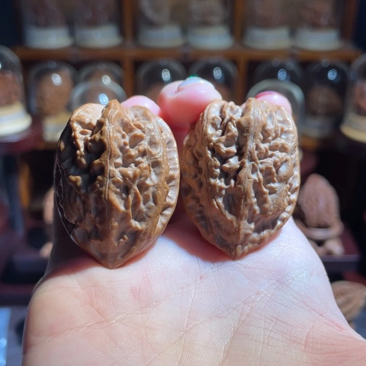 文玩核桃把件蛤蟆嘴