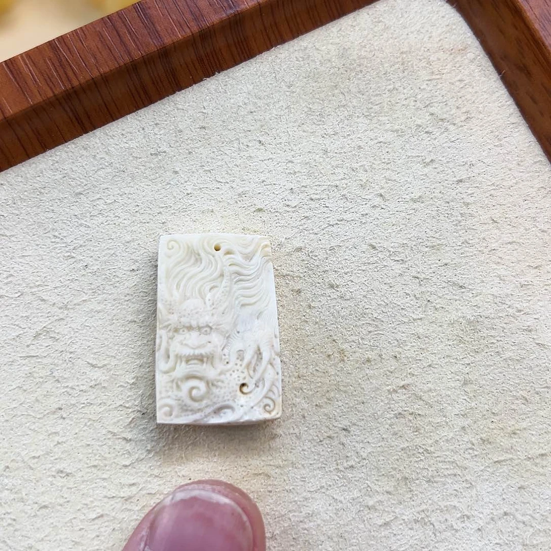 €***瑗蜜蜡未镶嵌珠宝奇石