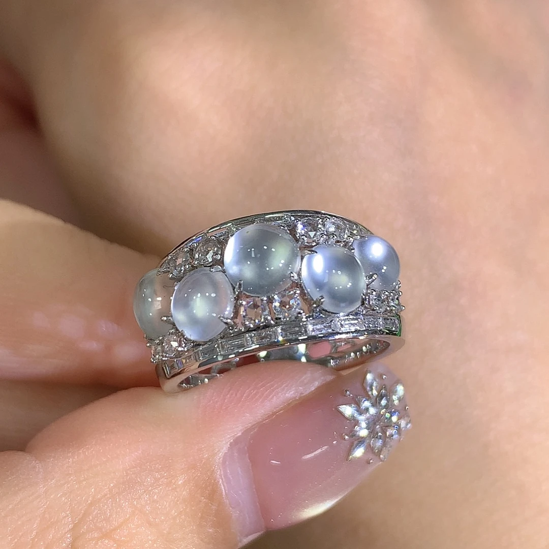 翡翠18K金镶嵌戒指设计款