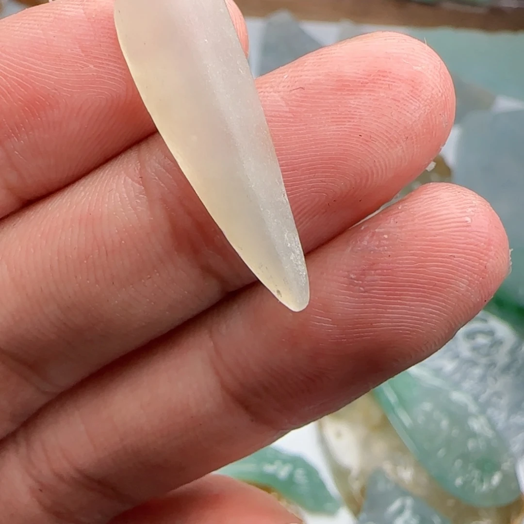 定制翡翠未镶嵌不包工