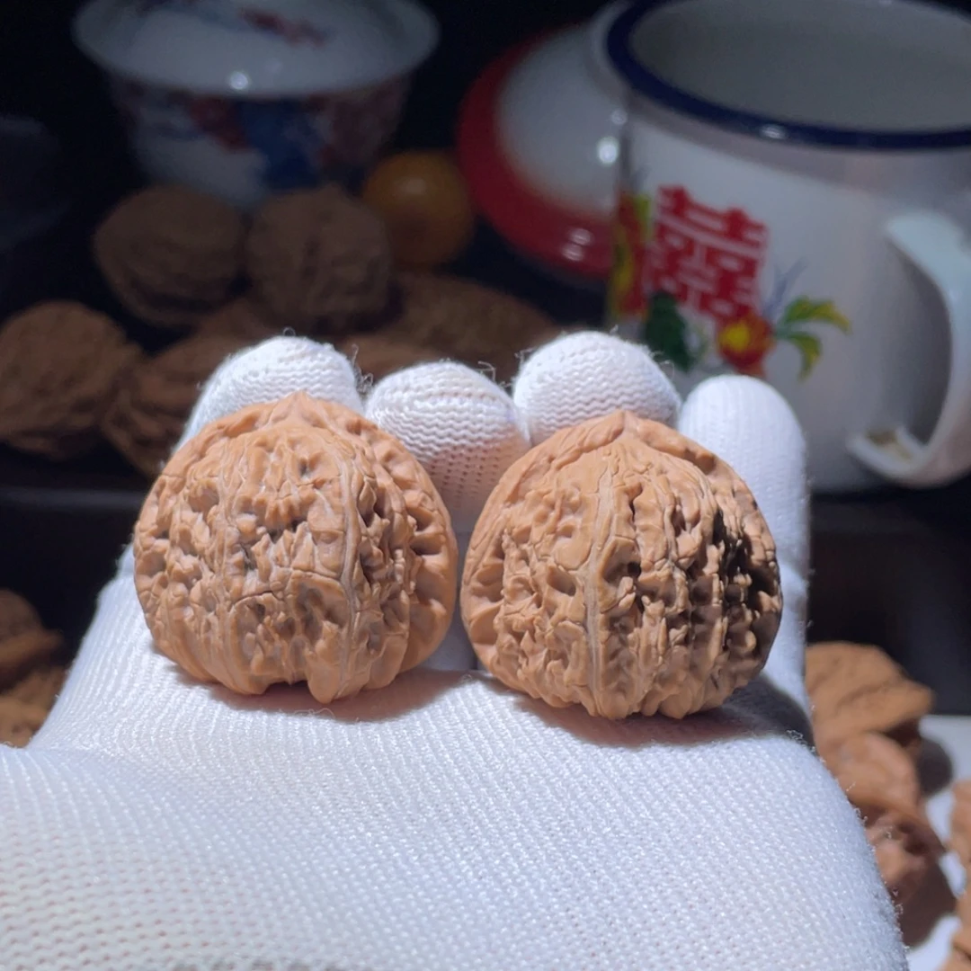 吊坠文玩核桃36全品 白狮子