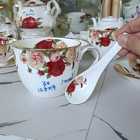 新疆西藏拍6套包邮金秋玫瑰500毫升大早餐杯加刮金勺