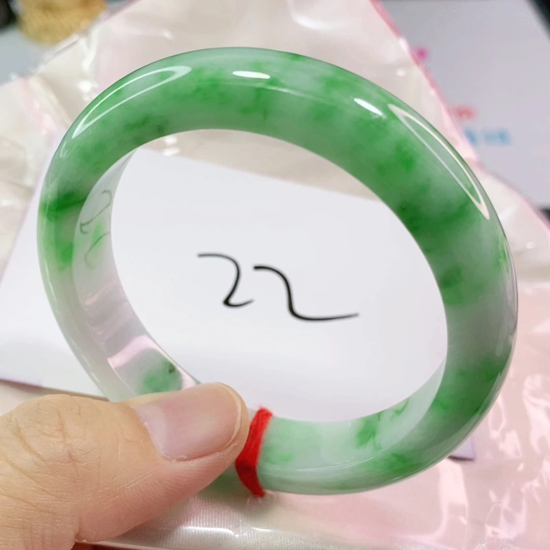 翡翠手镯未镶嵌5455圈口