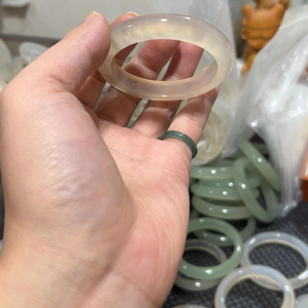 玛瑙/玉髓未镶嵌手镯54圈有纹雾29